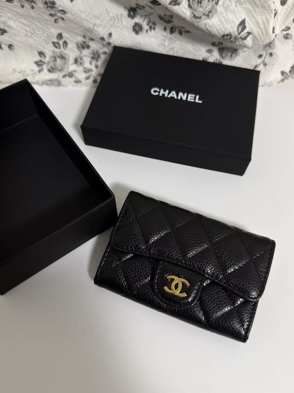 💶 Chanel Black Wallet